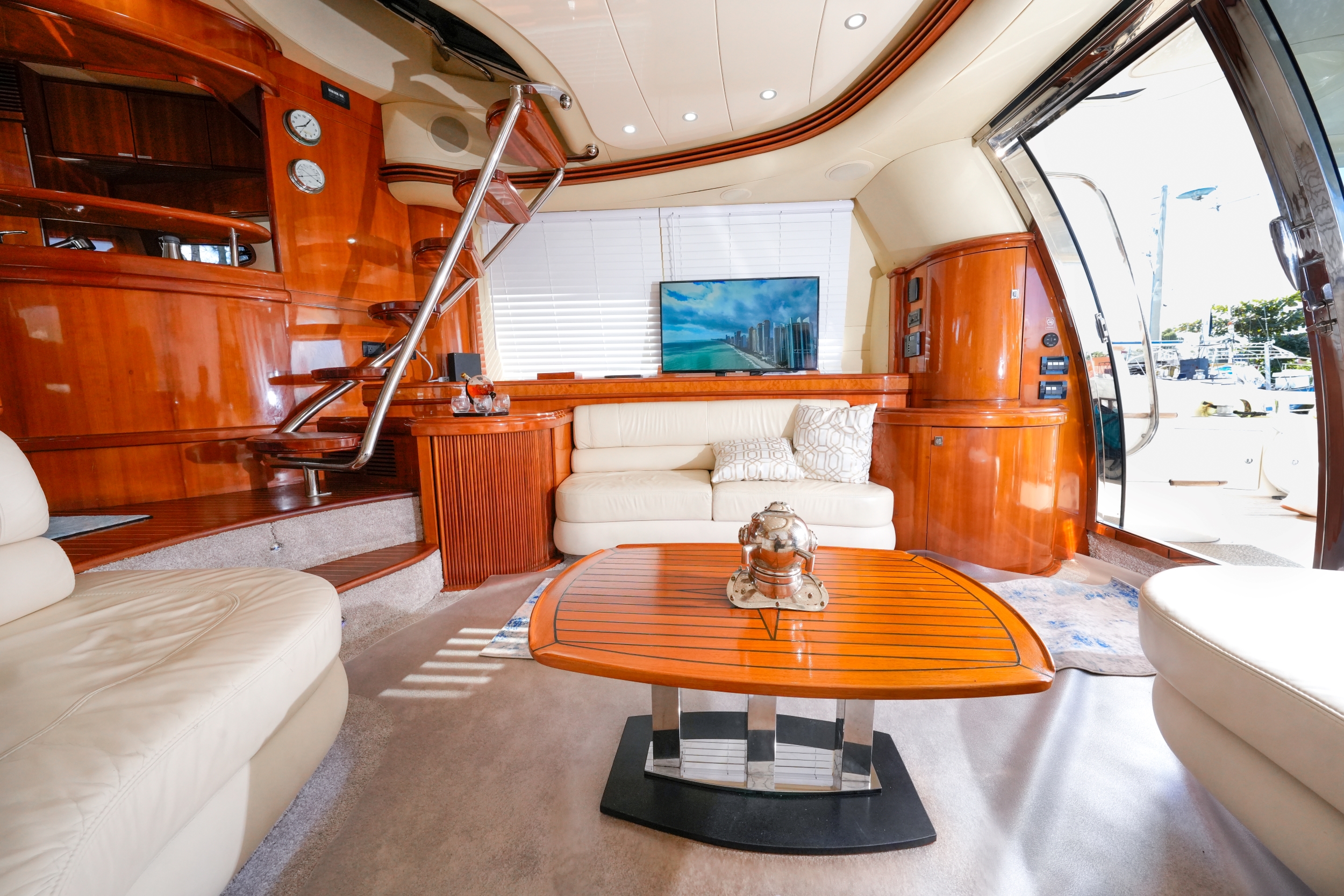 70ft Azimut