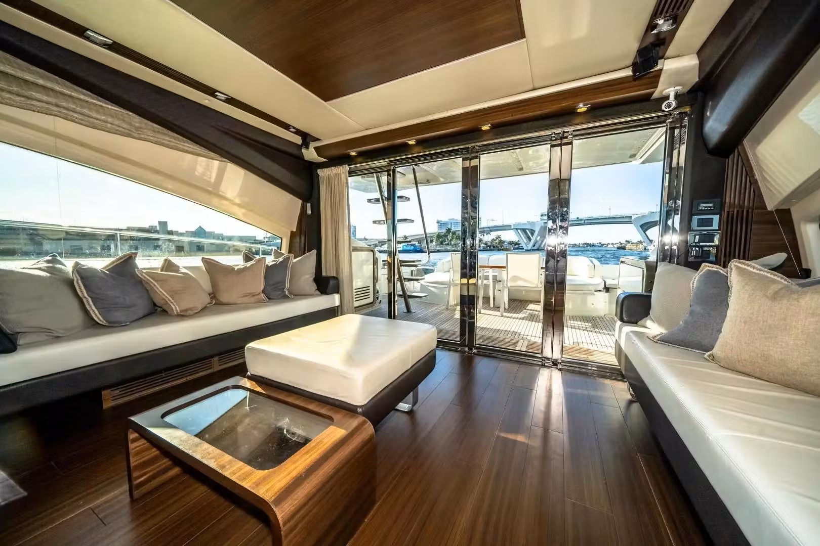 72ft Azimut LUX