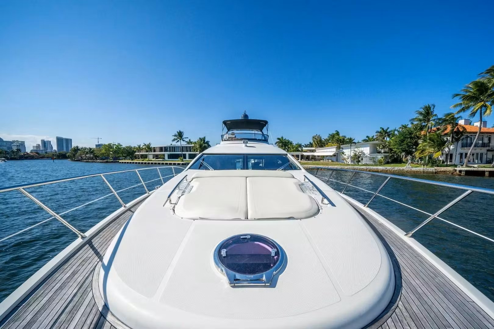 72ft Azimut LUX