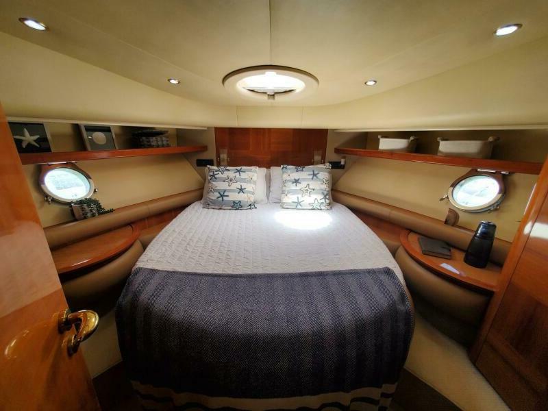 57ft Azimut Lux Flybridge