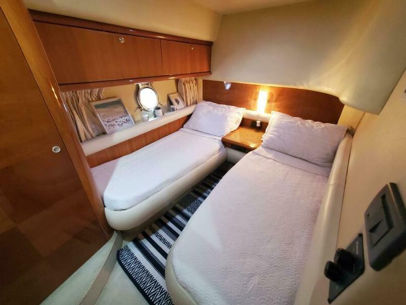 57ft Azimut Lux Flybridge