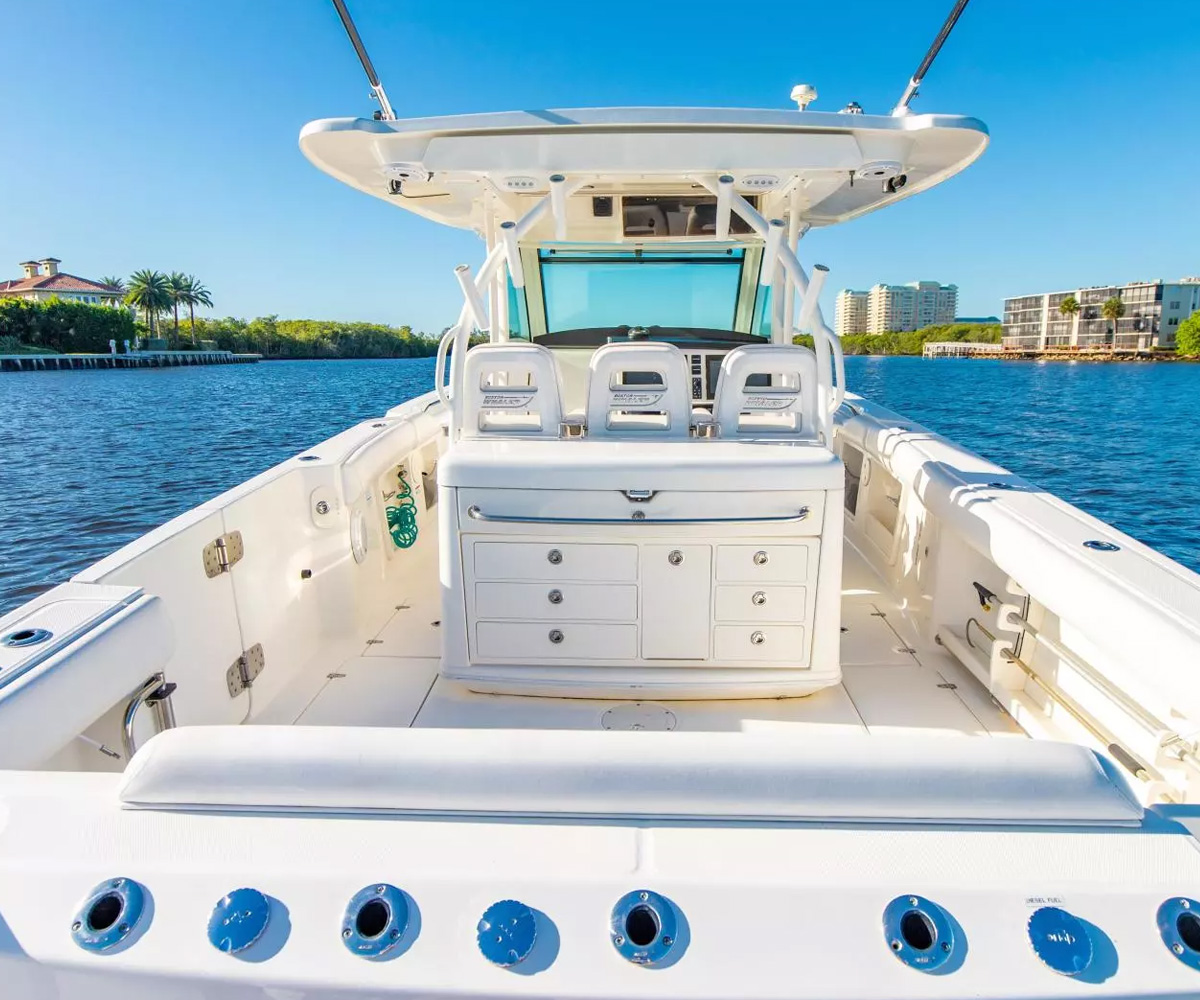 37 ft Boston Whaler