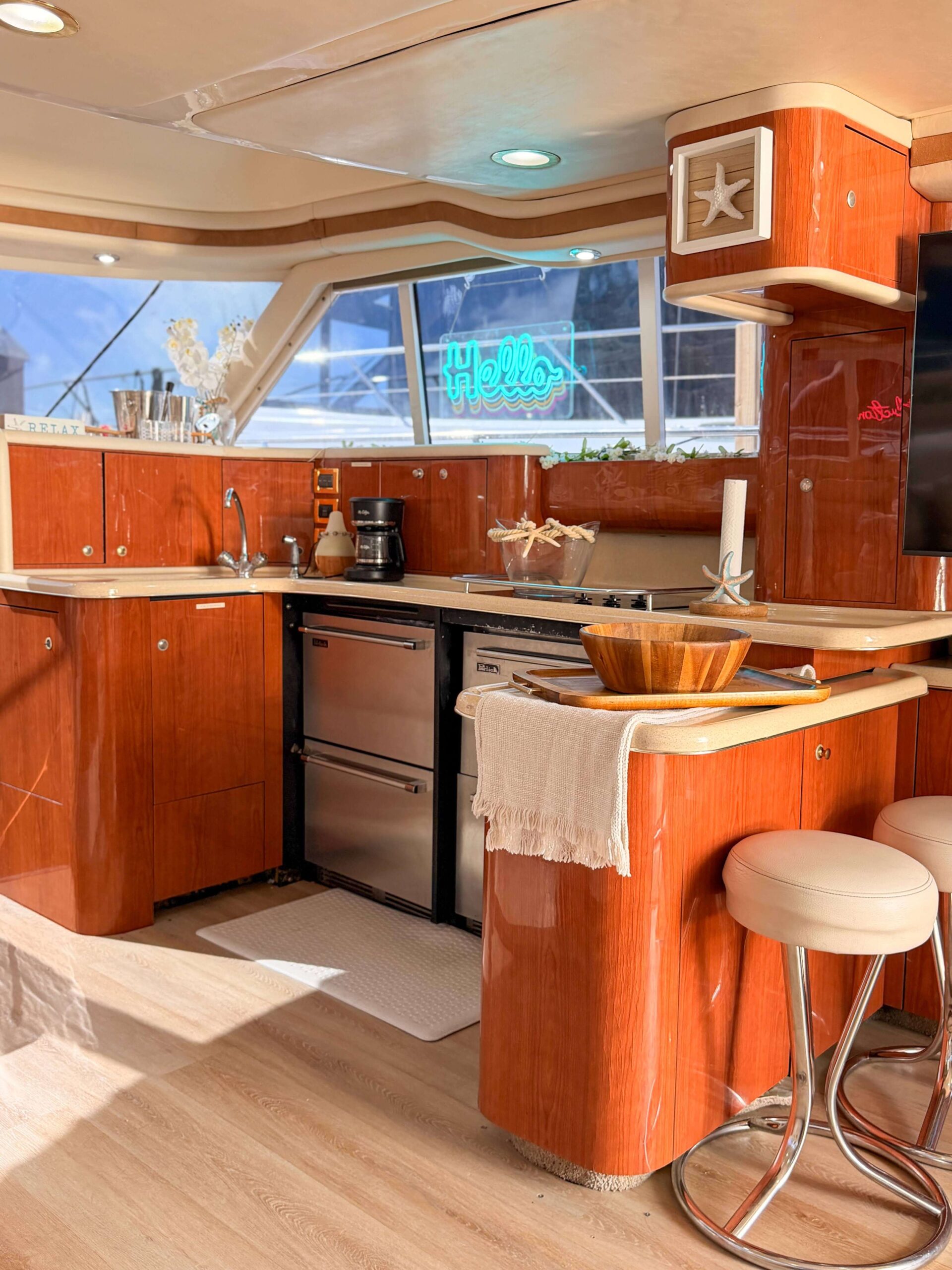 44′ Sea Ray  SEADUCTION