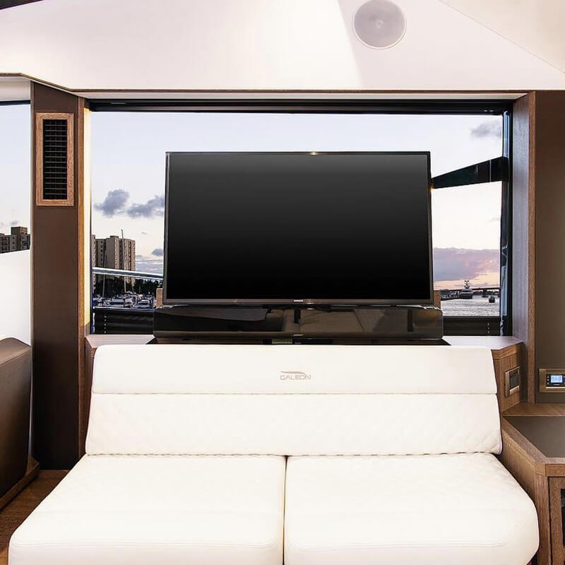 55 ft Galeon