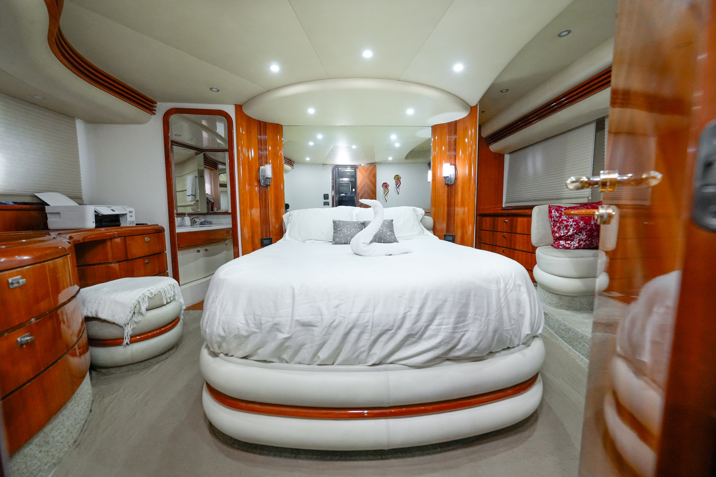 70ft Azimut