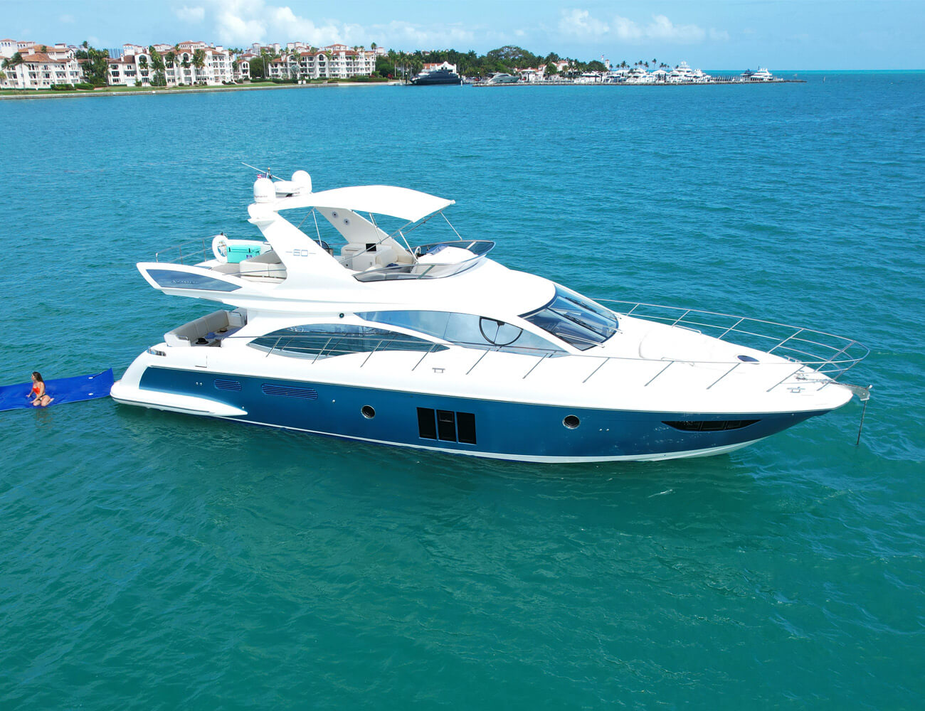 60 ft Azimut