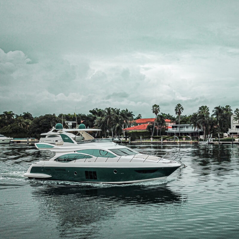 60 ft Azimut