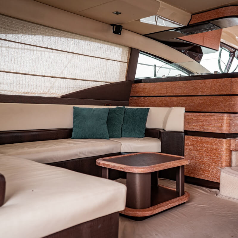 60 ft Azimut