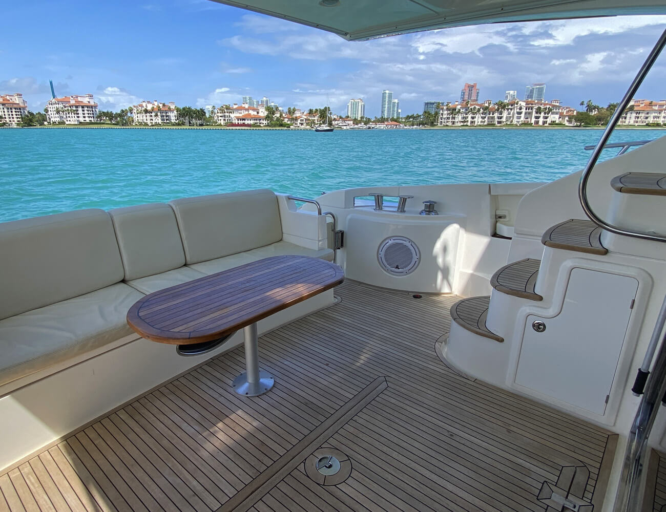 60 ft Azimut