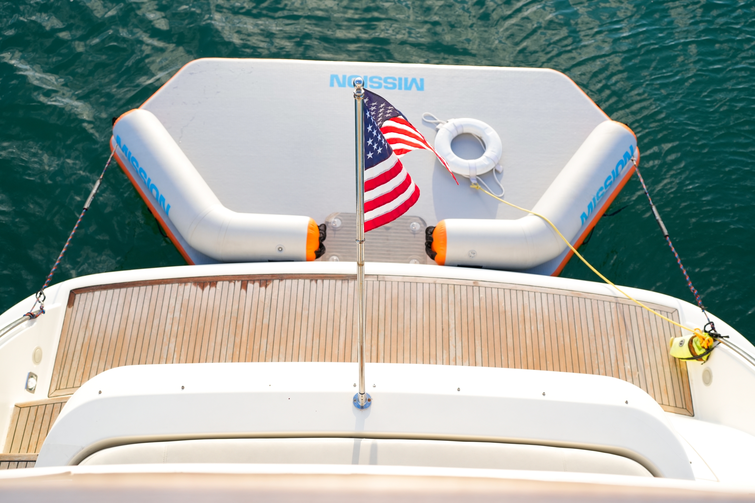 70ft Azimut