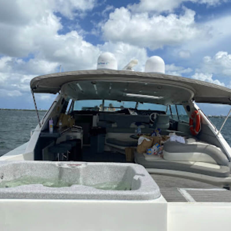 70 ft Searay