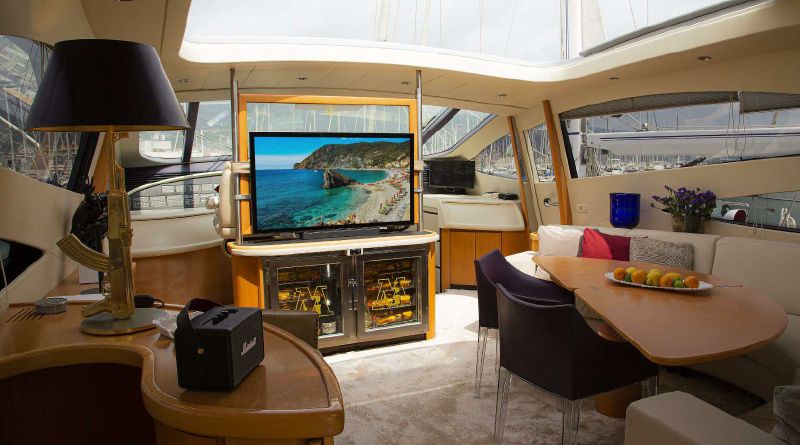 2004 Pershing 76 76ft