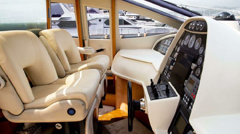 2004 Pershing 76 76ft