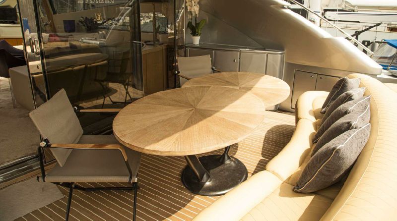 2004 Pershing 76 76ft