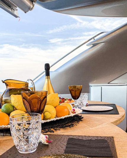 2004 Pershing 76 76ft