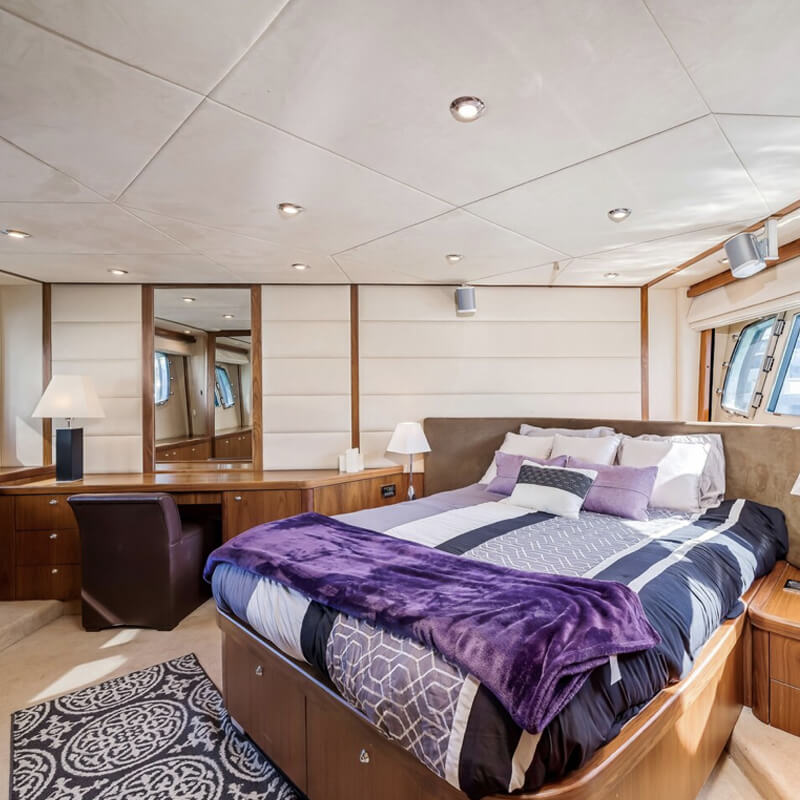 75’ Sunseeker-Twins