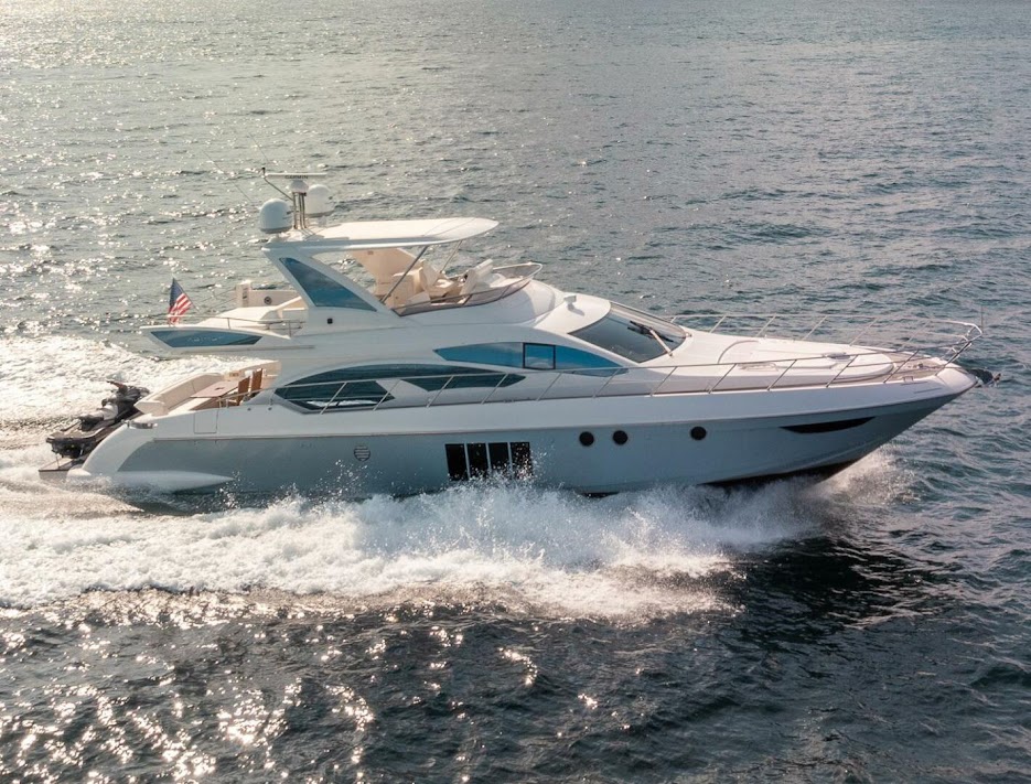 66 ft Azimut Lux