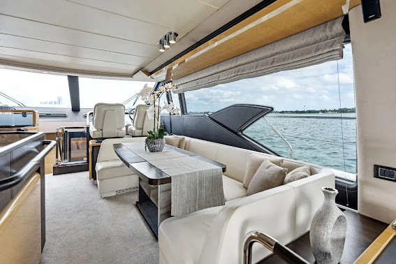 70’ Azimut Grand