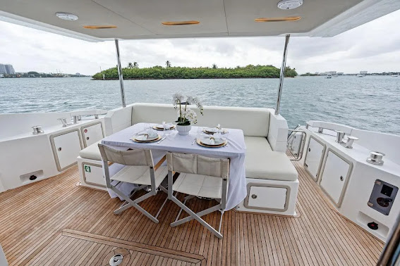 70’ Azimut Grand