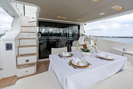 70’ Azimut Grand