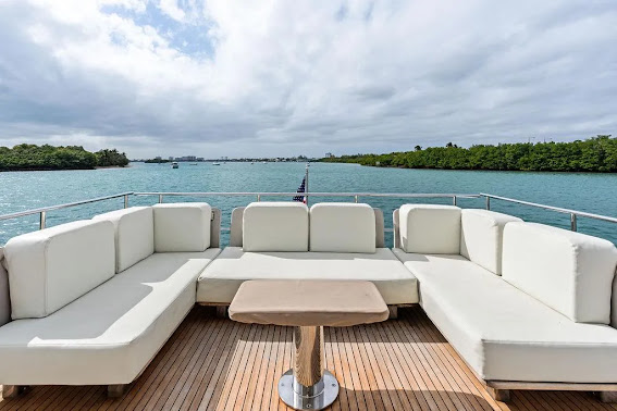 70’ Azimut Grand