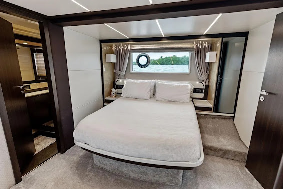 70’ Azimut Grand