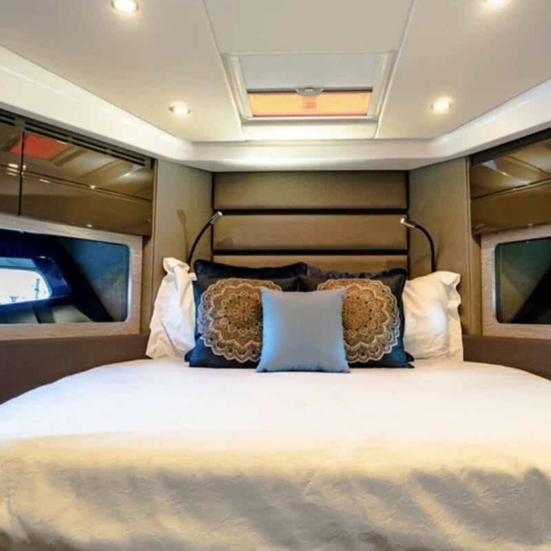 45 ft Azimut