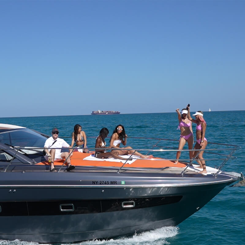45 ft Azimut