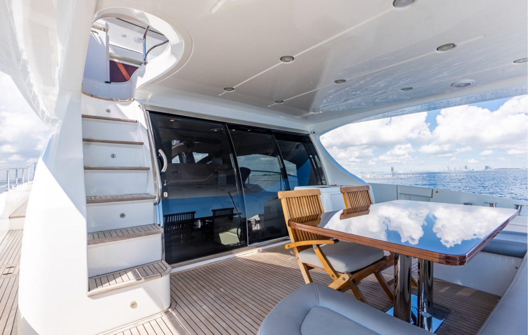 Azimut 70 Flybridge