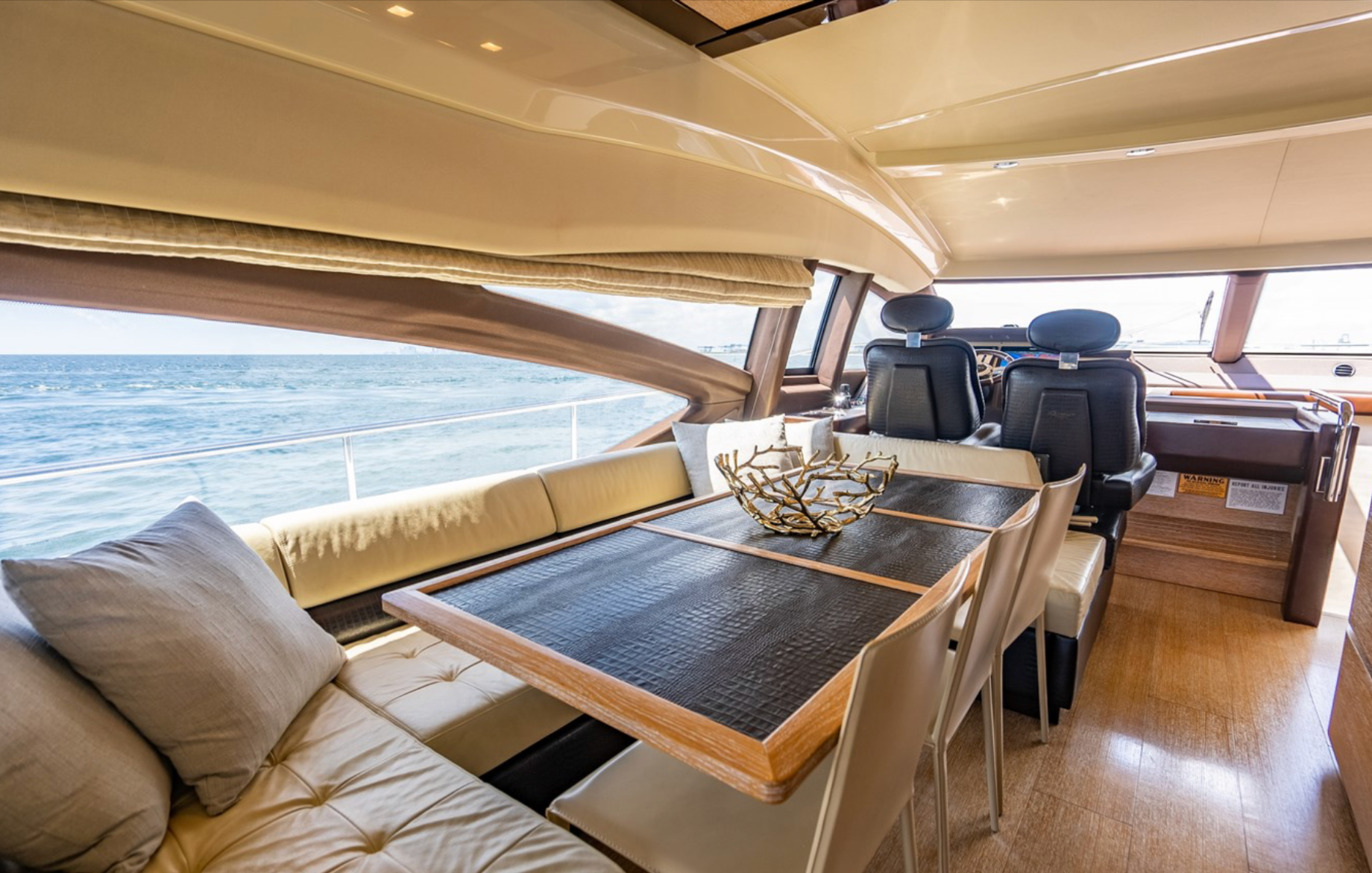 Azimut 70 Flybridge