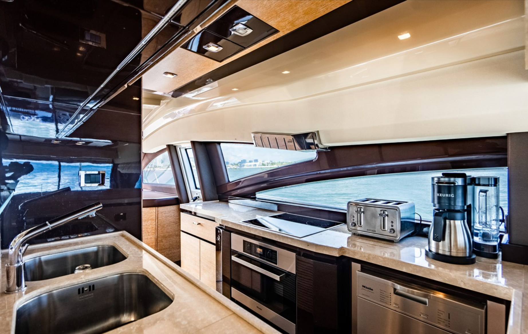 Azimut 70 Flybridge