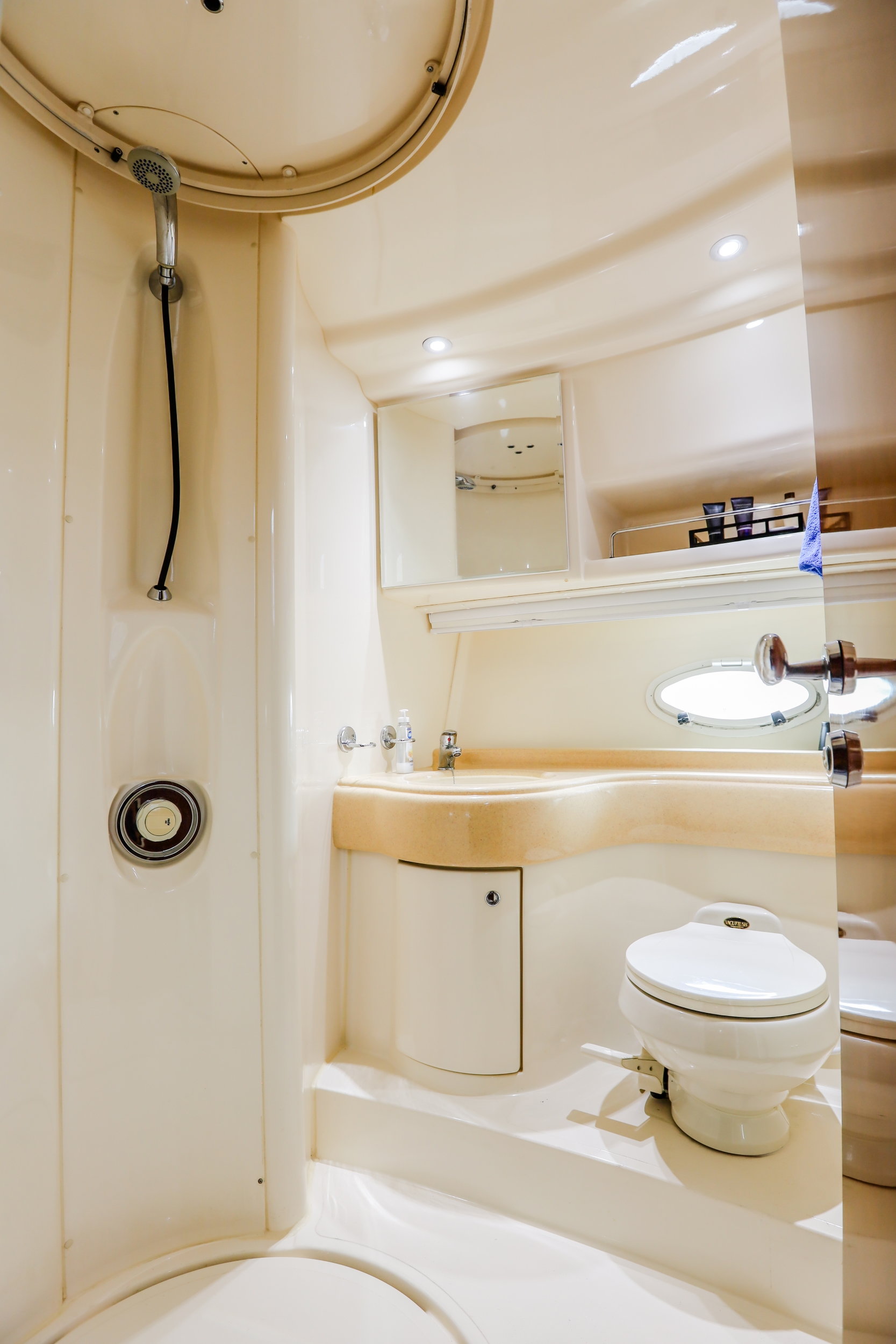 45 ft Azimut