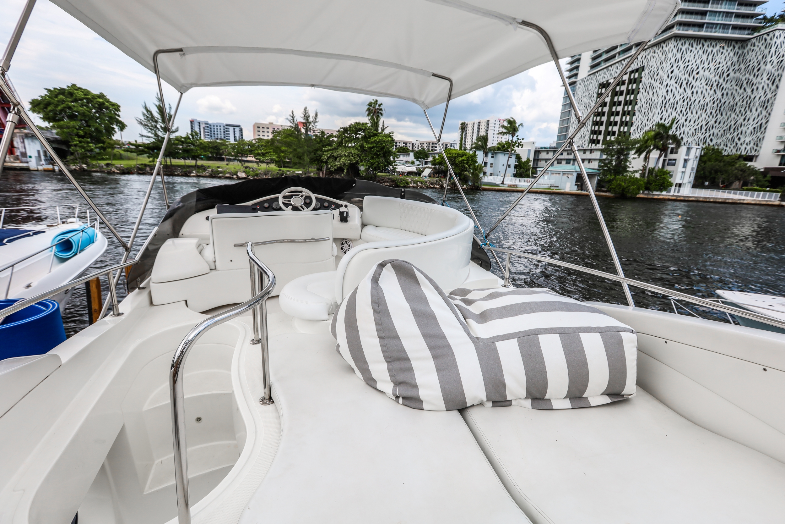45 ft Azimut