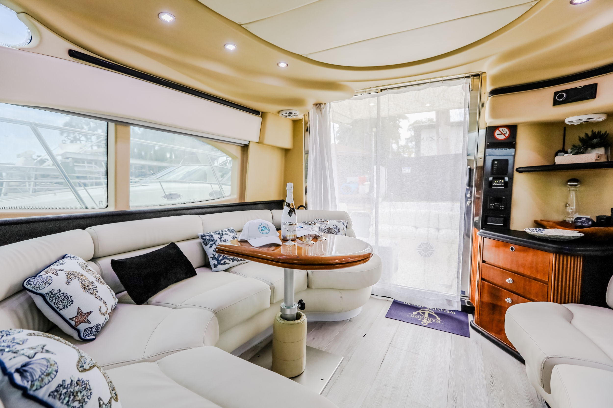 45 ft Azimut