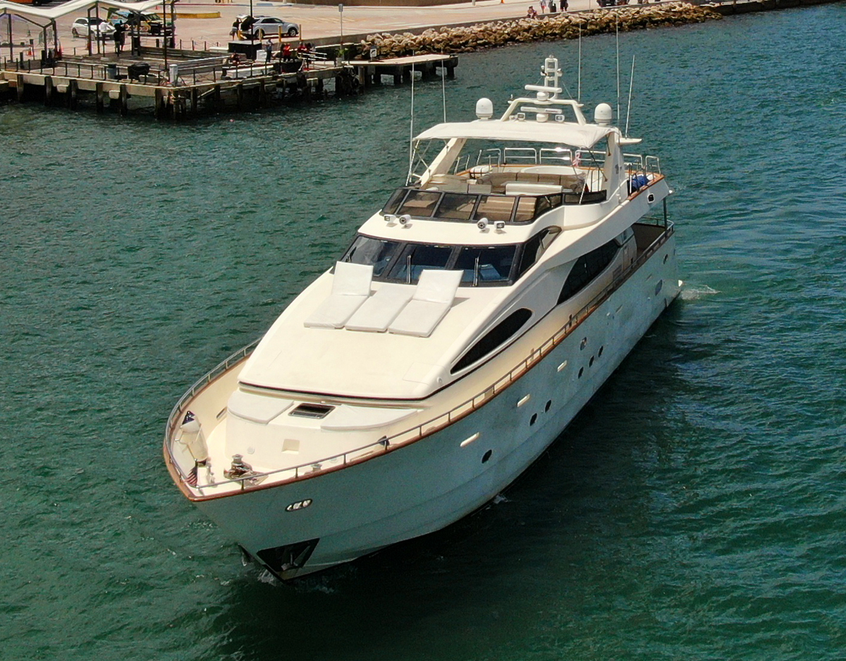 100 ft Azimut